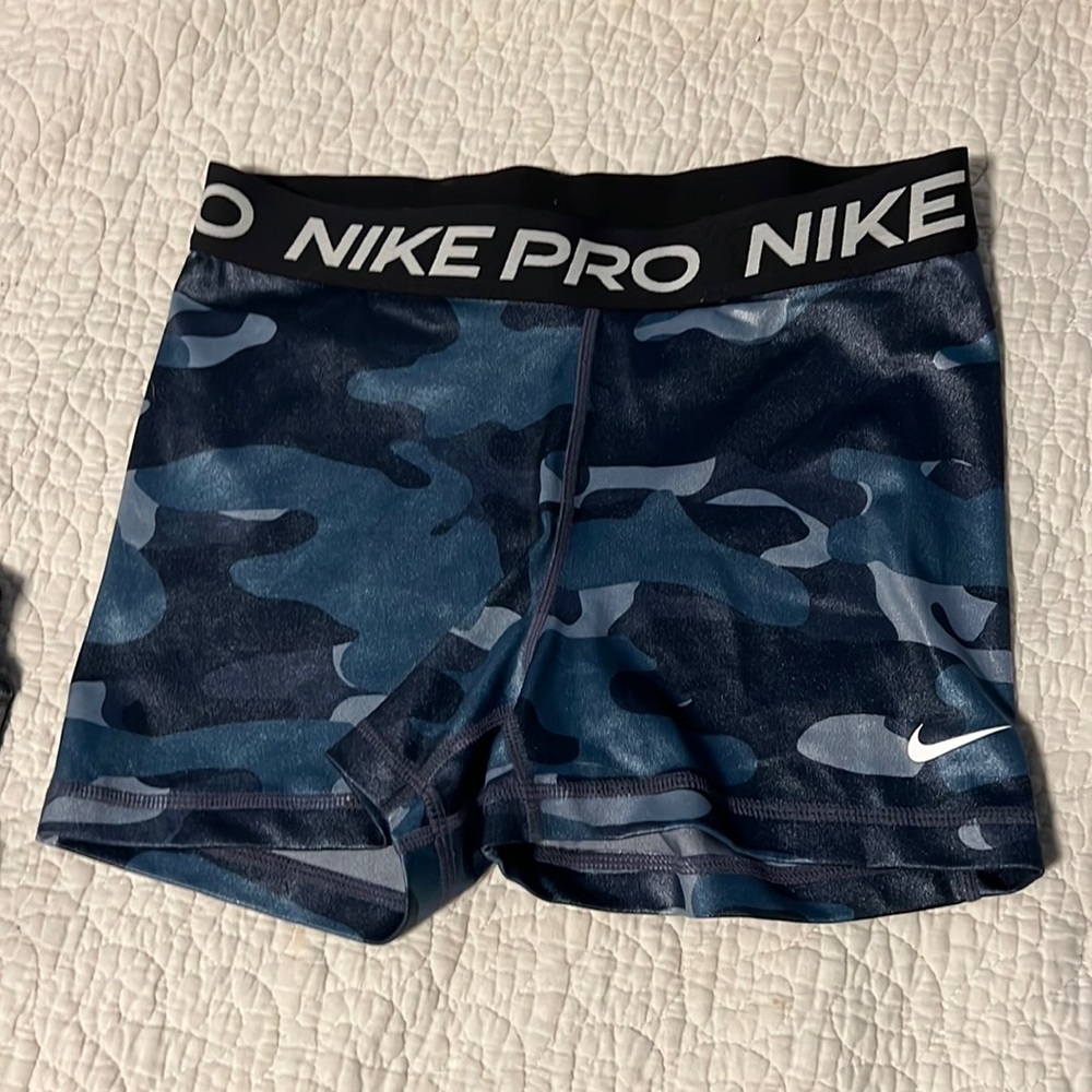 NIKE PRO shorts